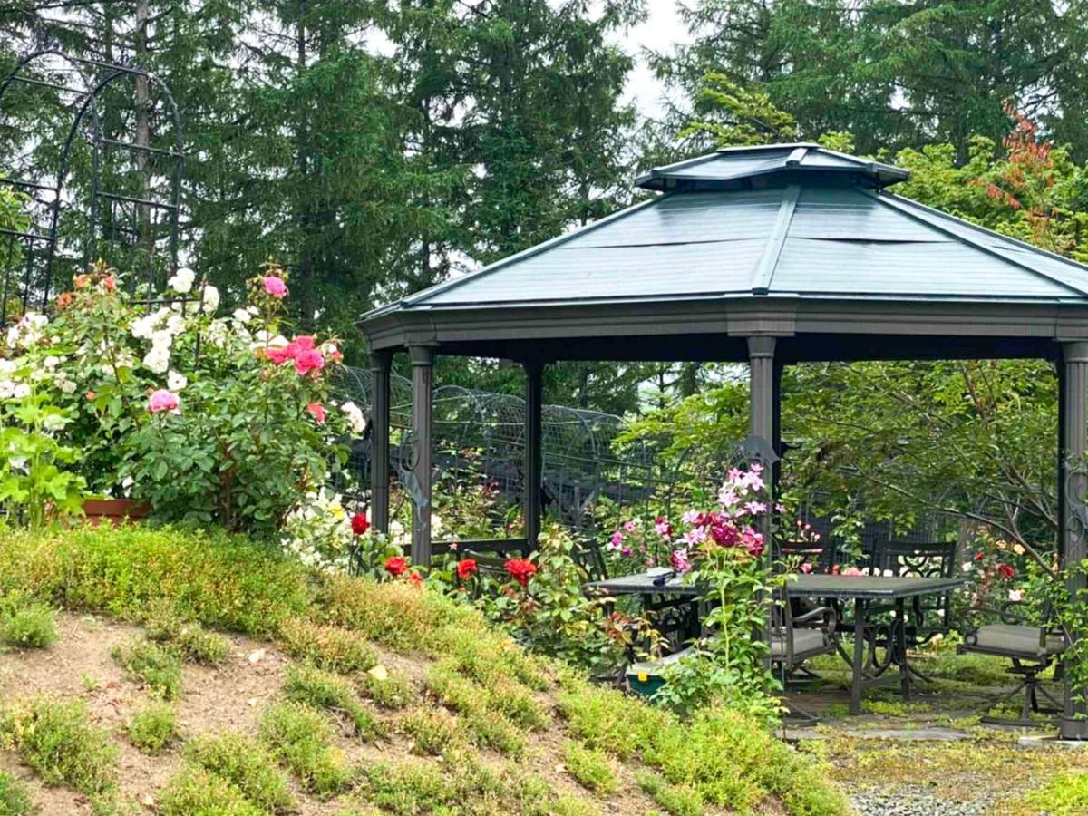 Ritz Garden Niji Guest House Бией Екстериор снимка
