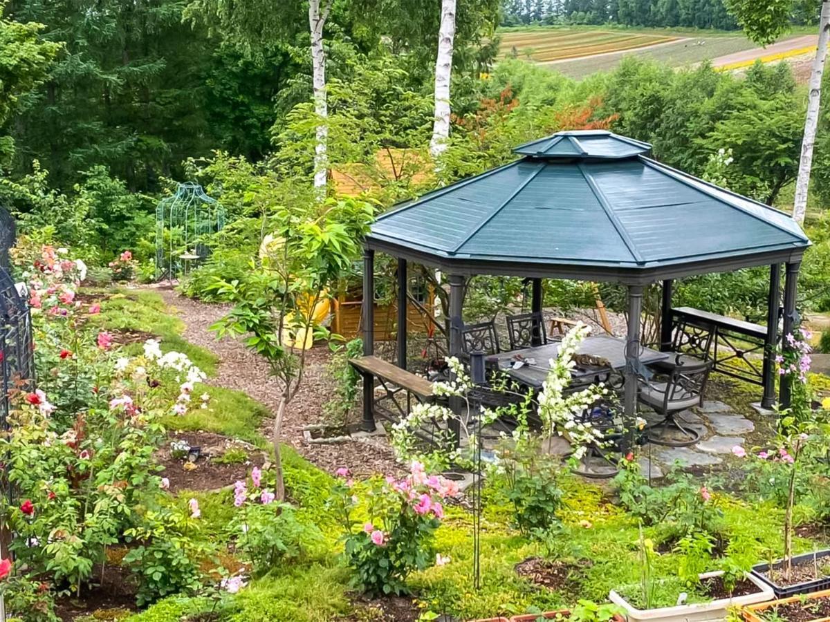 Ritz Garden Niji Guest House Бией Екстериор снимка