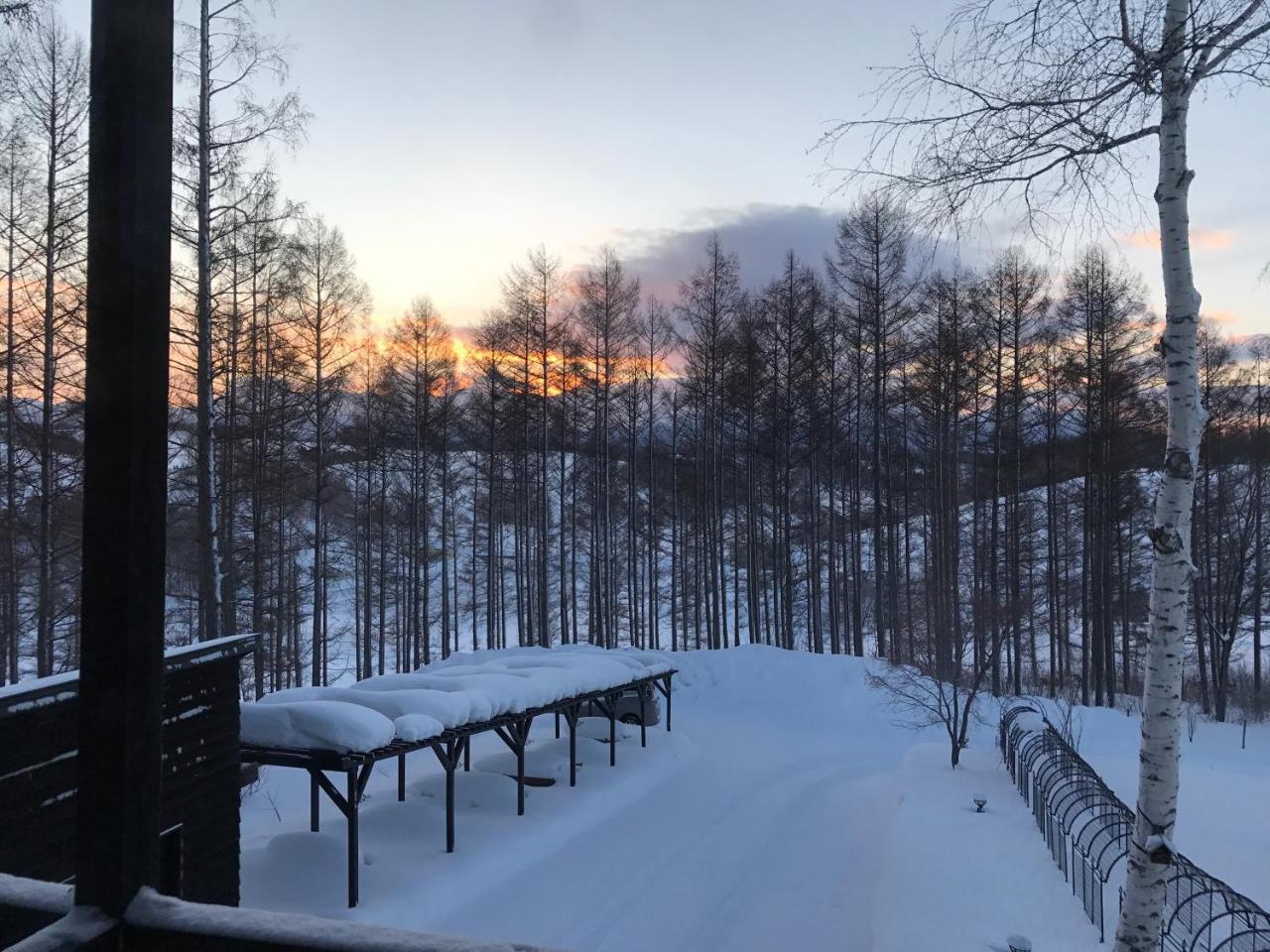 Ritz Garden Niji Guest House Бией Екстериор снимка