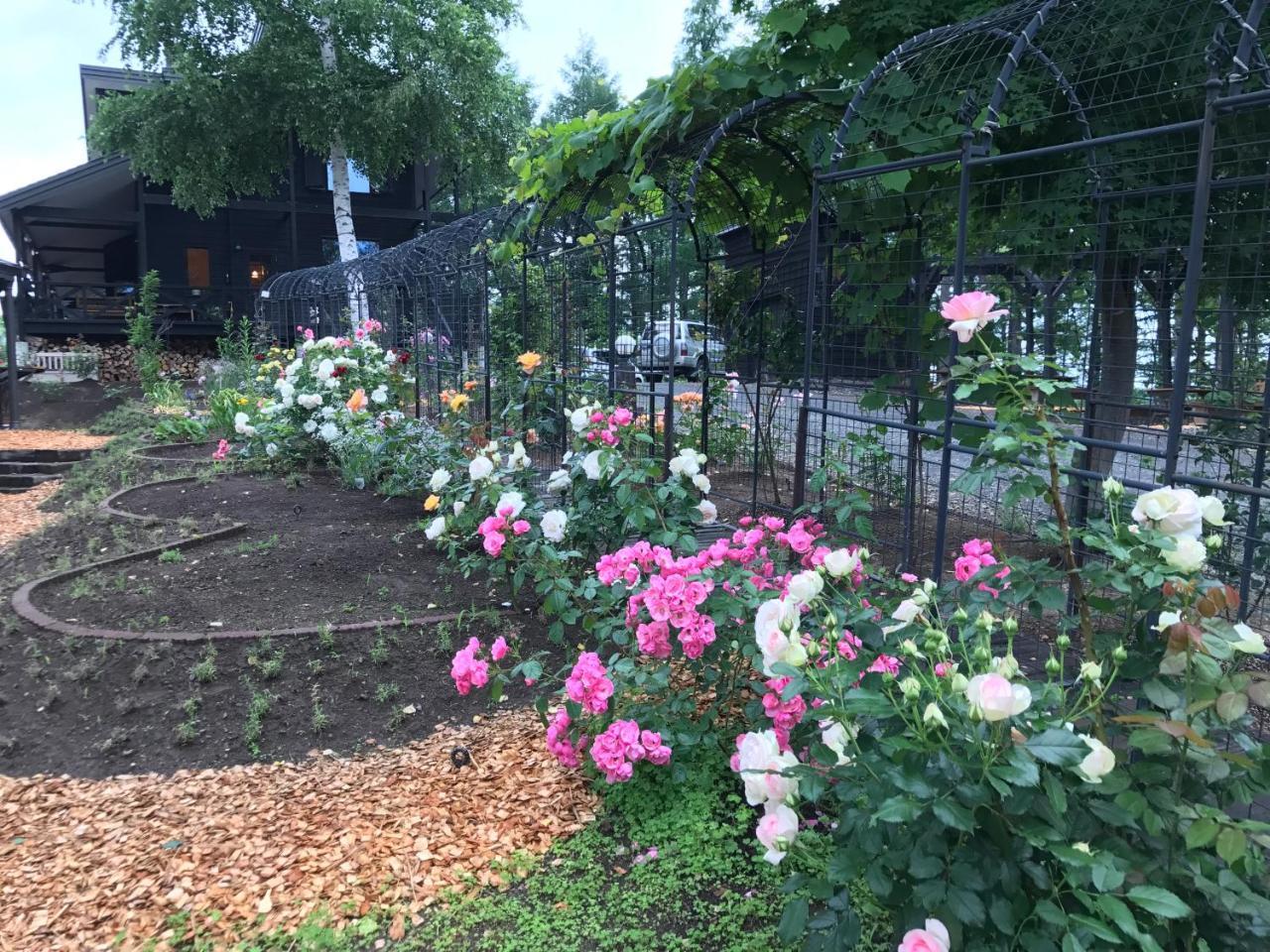 Ritz Garden Niji Guest House Бией Екстериор снимка